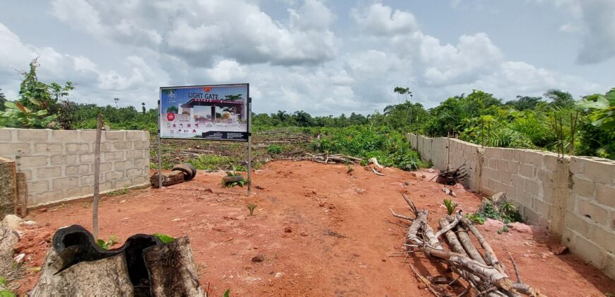 Light Gate Estate, Epe Main Town