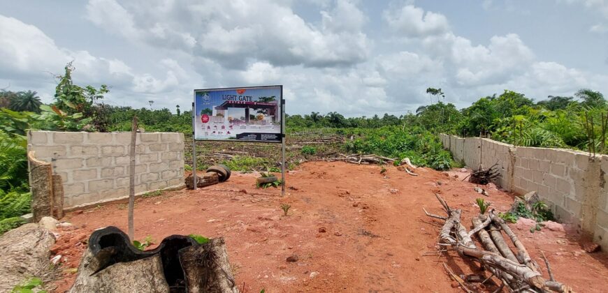 Light Gate Estate, Epe Main Town